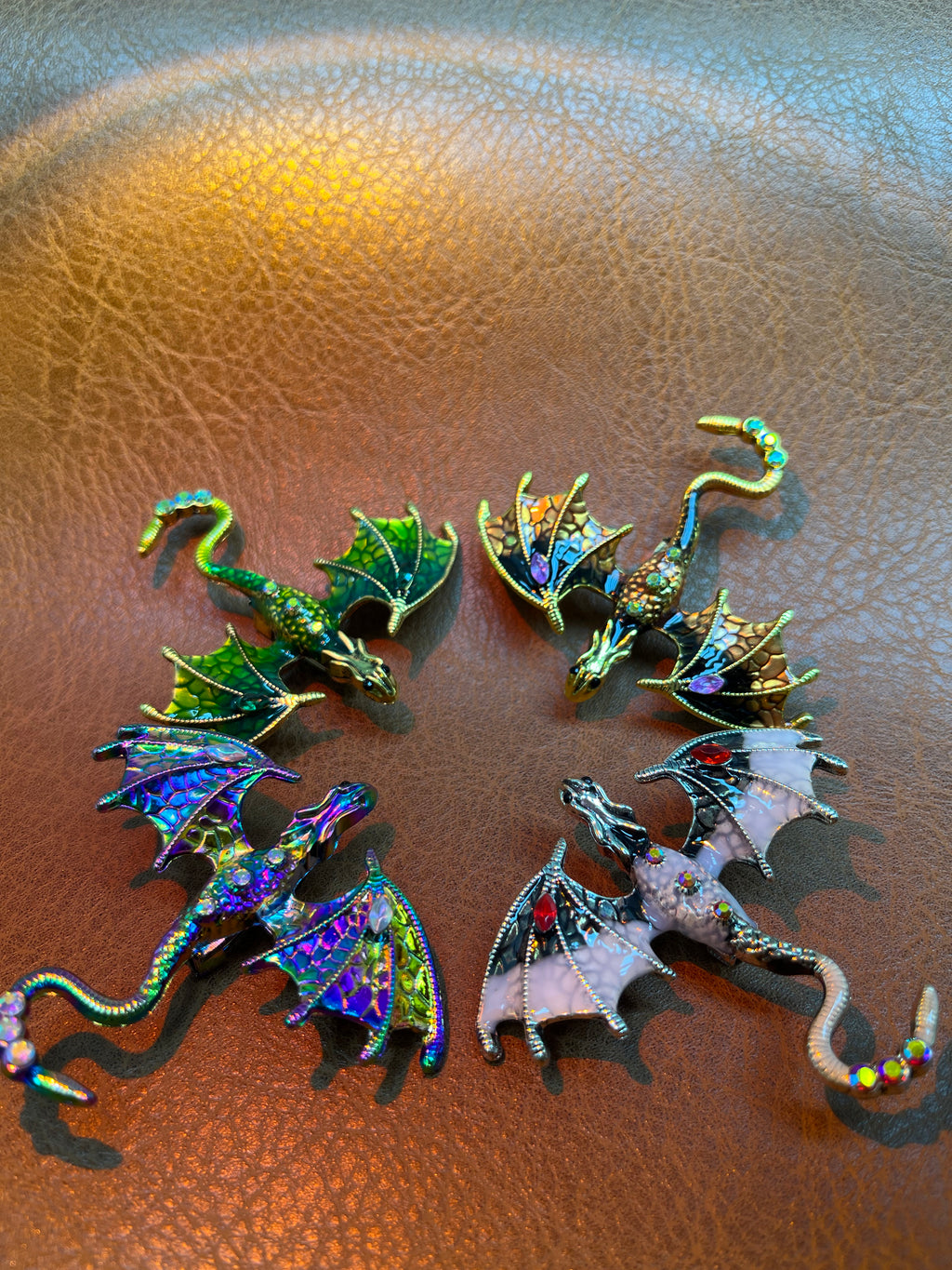 Brooch dragon