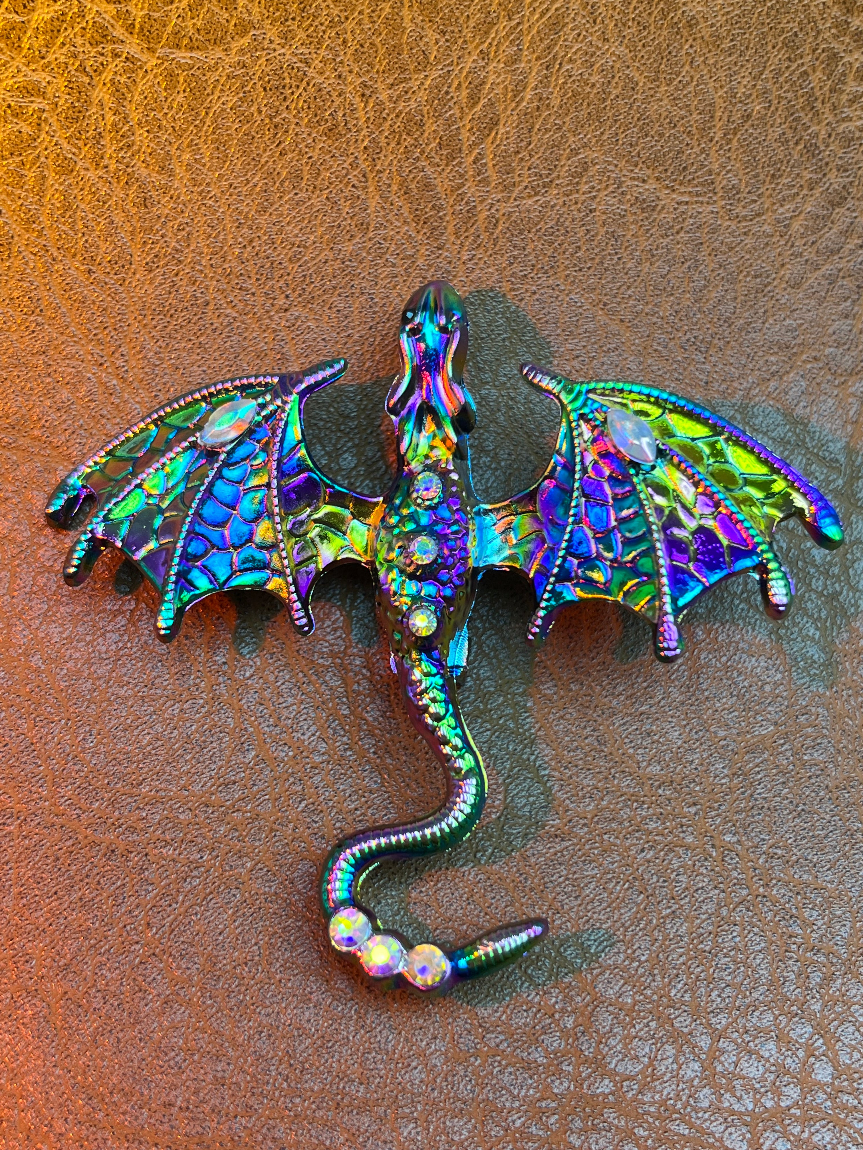 Brooch dragon